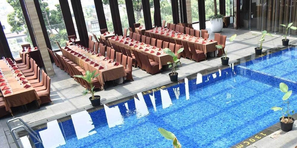 de JAVA Hotel Bandung Exterior foto