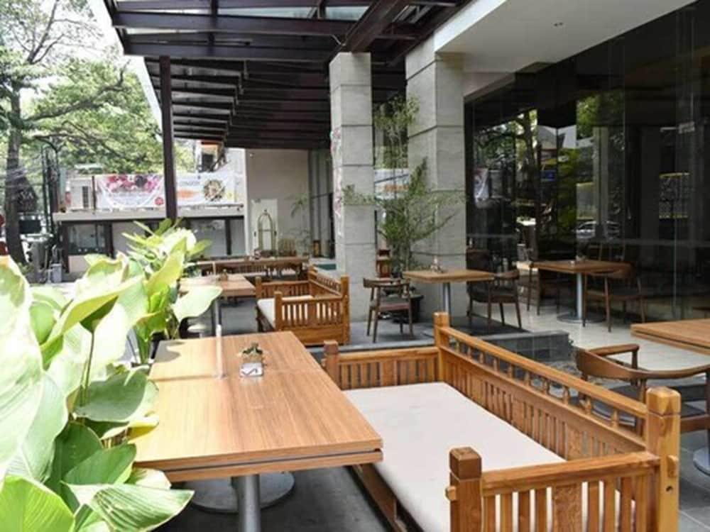 de JAVA Hotel Bandung Exterior foto