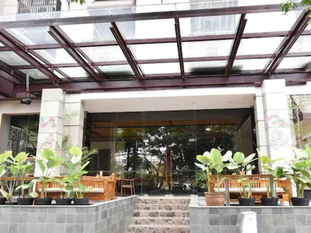 de JAVA Hotel Bandung Exterior foto